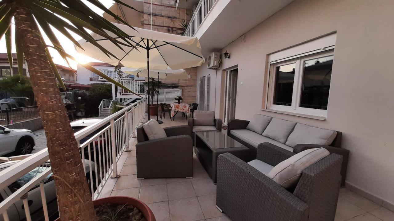Irida Apartments Nea Skioni Dış mekan fotoğraf