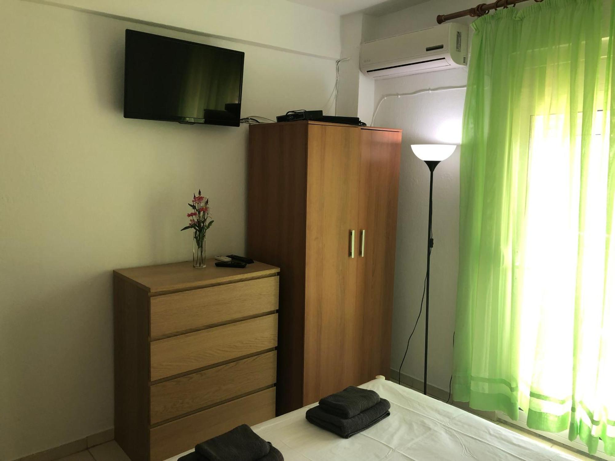 Irida Apartments Nea Skioni Oda fotoğraf