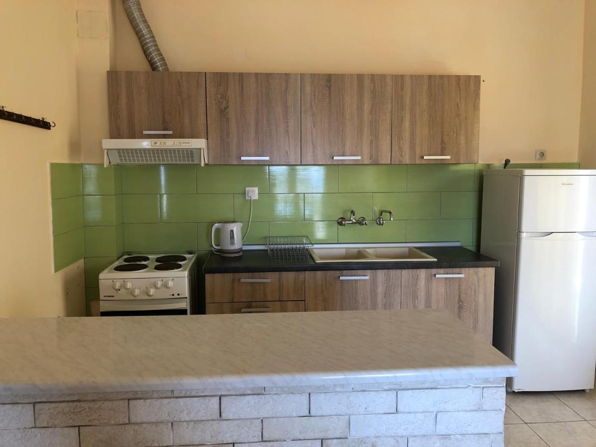 Irida Apartments Nea Skioni Dış mekan fotoğraf